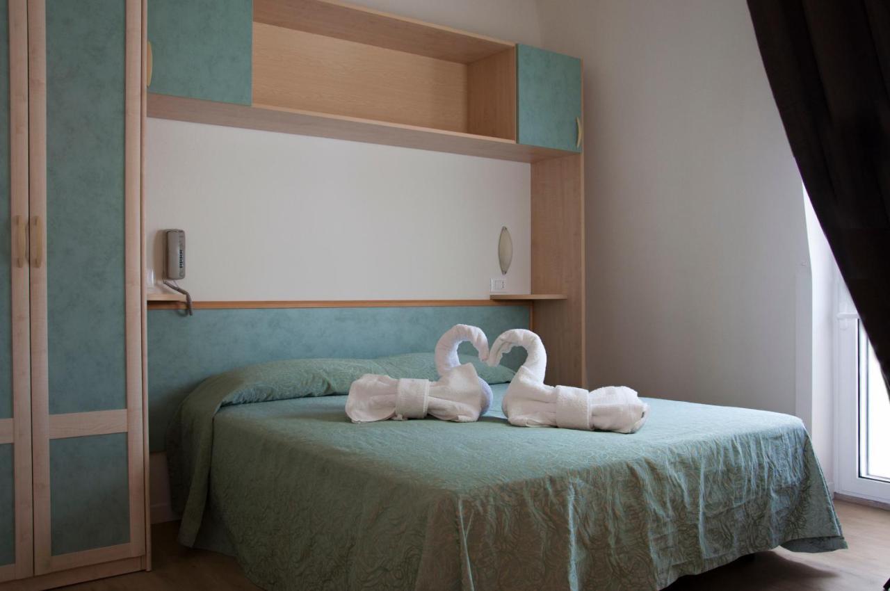 Hotel Ondina E Milazzo Cervia Ngoại thất bức ảnh