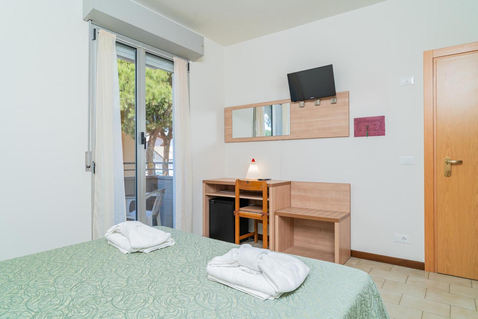 Hotel Ondina E Milazzo Cervia Ngoại thất bức ảnh