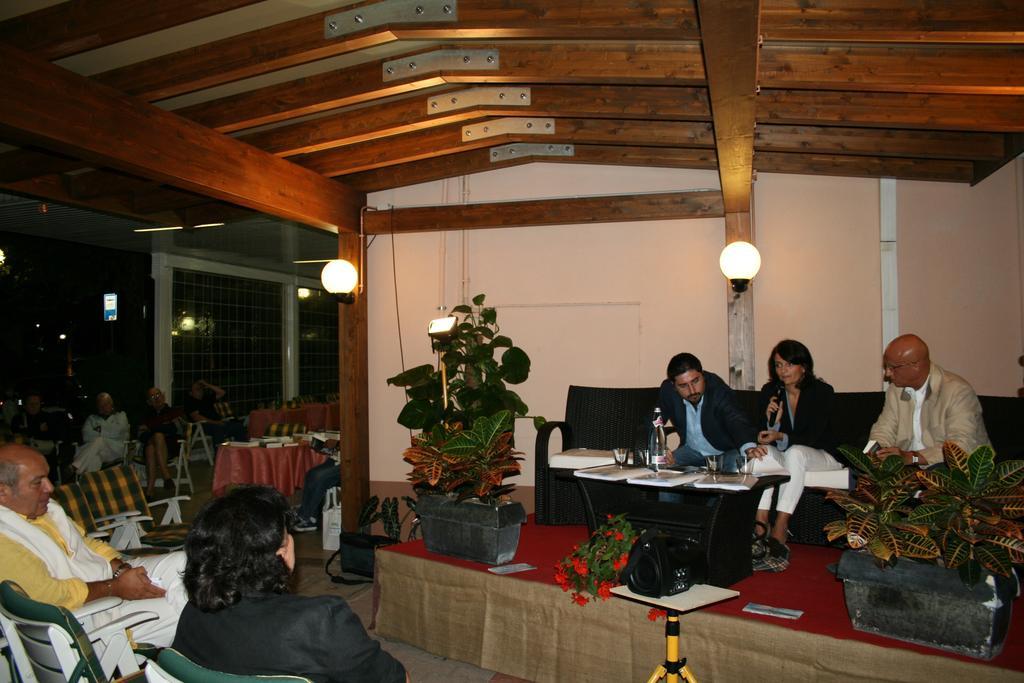 Hotel Ondina E Milazzo Cervia Ngoại thất bức ảnh