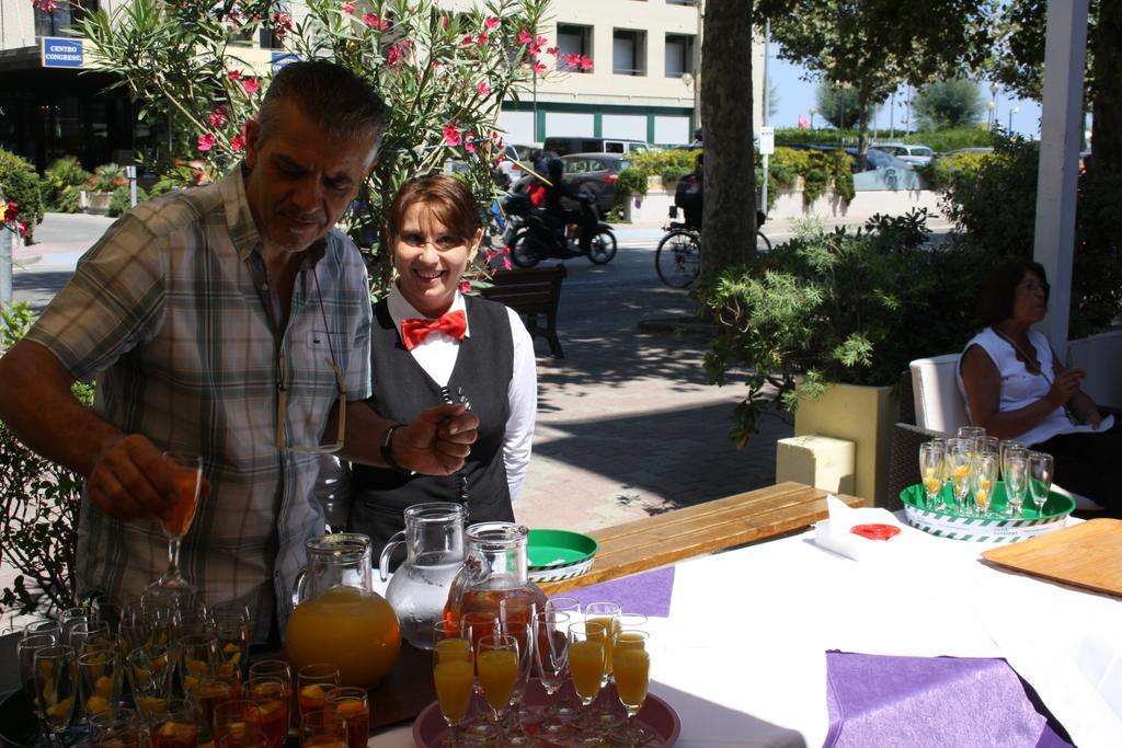 Hotel Ondina E Milazzo Cervia Ngoại thất bức ảnh