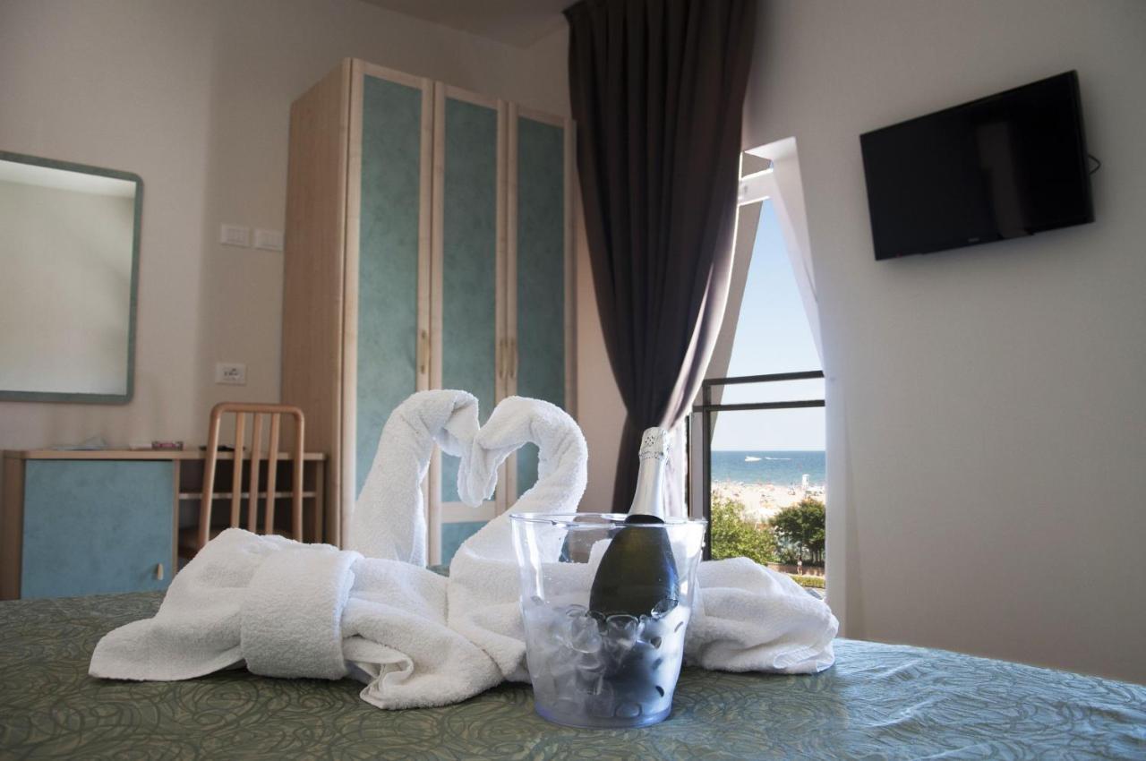 Hotel Ondina E Milazzo Cervia Ngoại thất bức ảnh