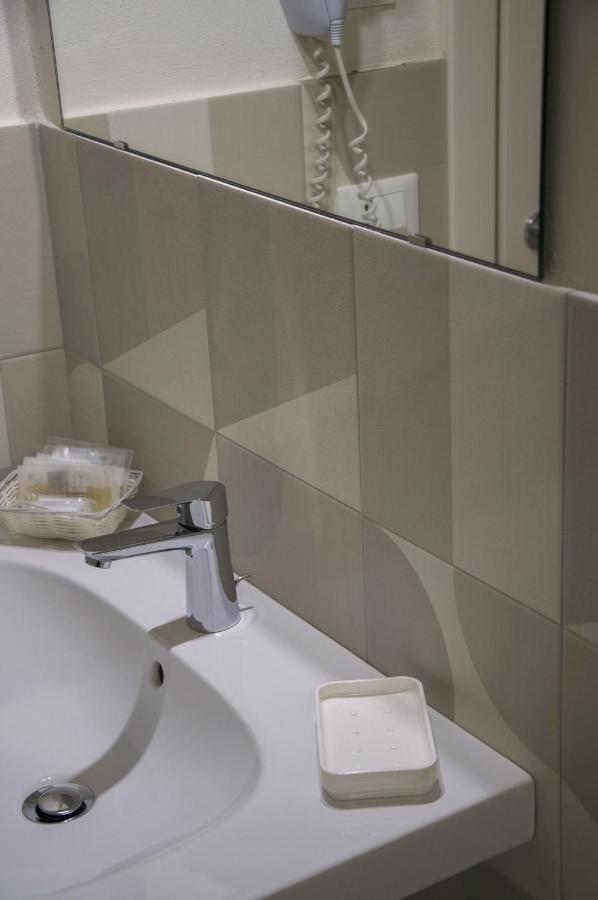 Hotel Ondina E Milazzo Cervia Ngoại thất bức ảnh